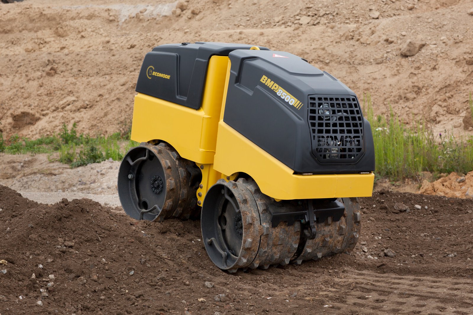 Bomag 8500 Articulated Roller