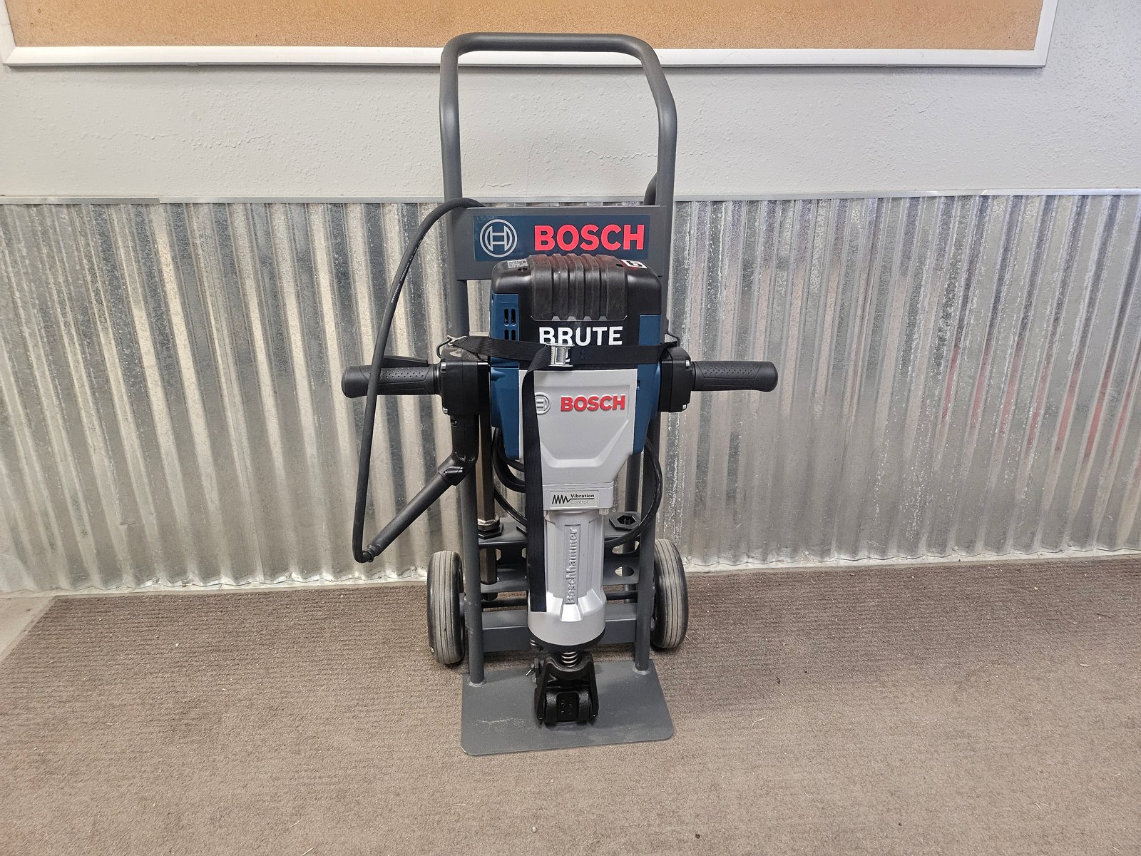 Bosch Brute Turbo 70# Demo Hammer