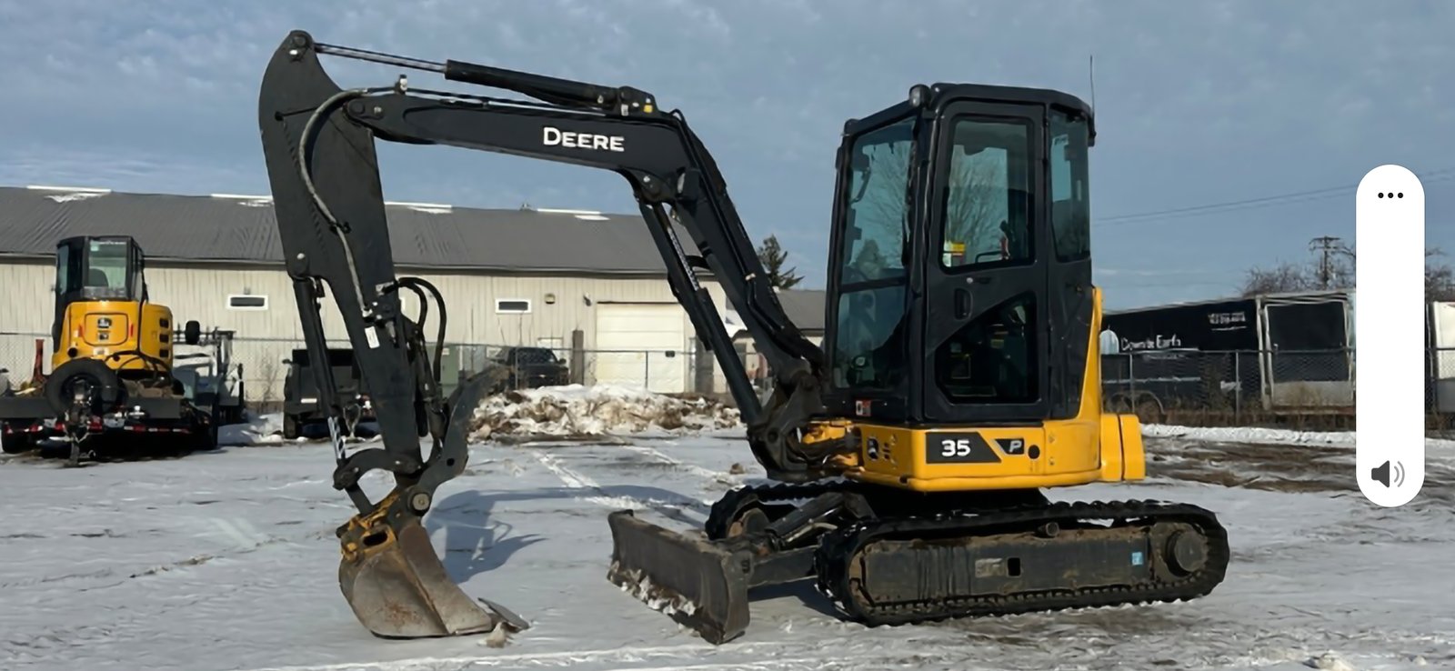 Deere 35P mini excavator w/thumb