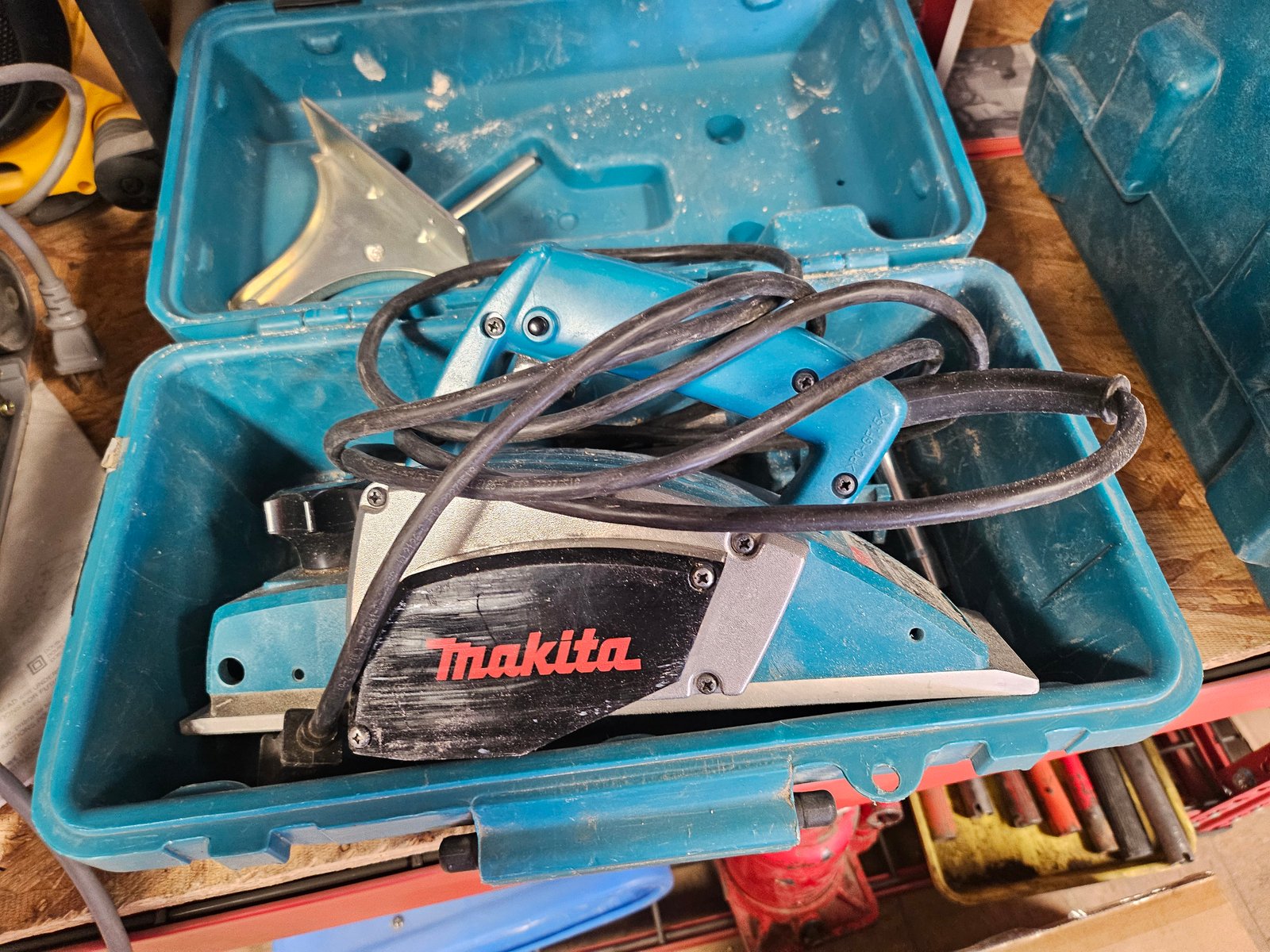 Makita Power Planer