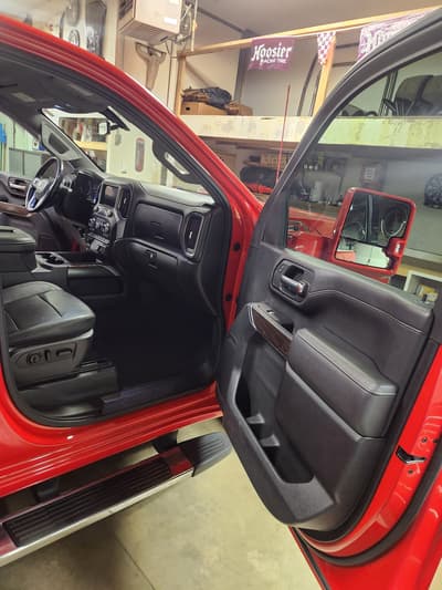 2021 GMC Sierra SLT 3500HD Crewcab Dually 4x4 - Image 9