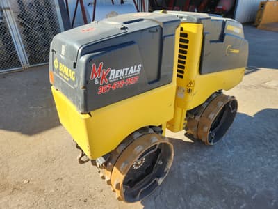 2023 Bomag BMP8500 Articulated Trench Roller - Image 4