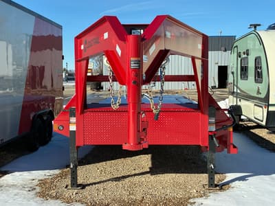 2026 Load Trail 102"x26' Gooseneck Deckover Trailer 14K GVW Max Ramps, Max Steps, LH Toolbox, 14 PLy Tires - Image 2