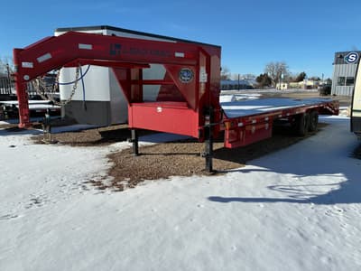 2026 Load Trail 102"x26' Gooseneck Deckover Trailer 14K GVW Max Ramps, Max Steps, LH Toolbox, 14 PLy Tires - Image 1