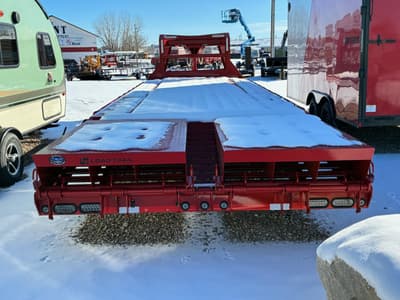 2026 Load Trail 102"x26' Gooseneck Deckover Trailer 14K GVW Max Ramps, Max Steps, LH Toolbox, 14 PLy Tires - Image 3